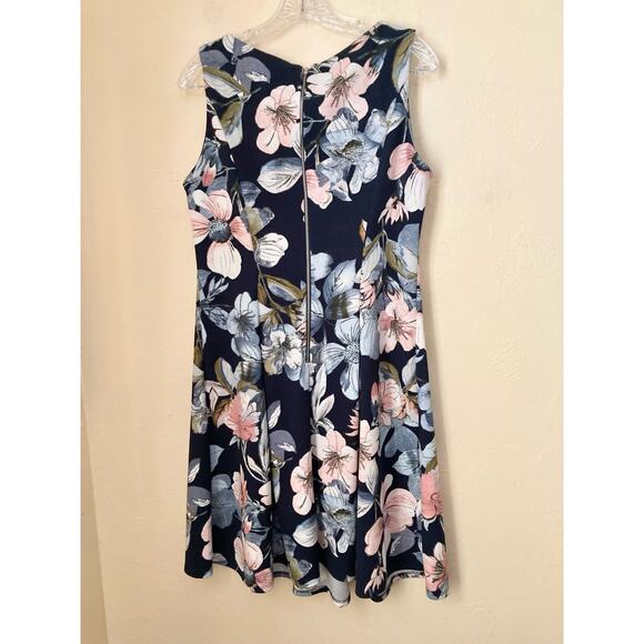 Liz Claiborne Women's Dress Size 10 Dark Navy Blue Floral Sleeveless Silver Bar - Picture 4 of 5